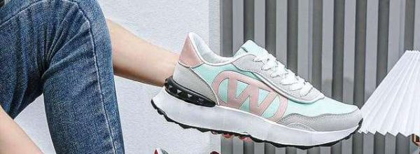 Ladies W Design Lightweight Sneakers - Image 3