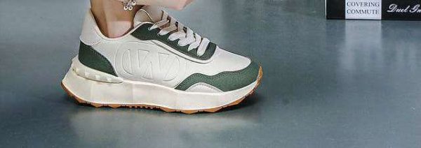Ladies W Design Lightweight Sneakers - Image 4